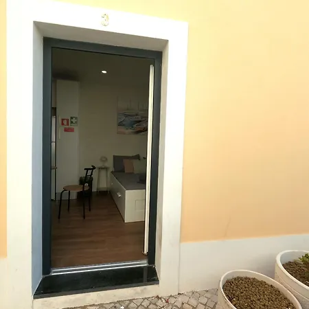 Almada, T0 Апартаменты Сейшал