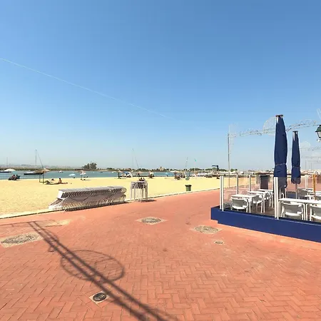 Almada, Seixal Beach House * Seixal (Setubal)