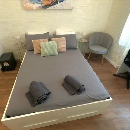 Almada, T0 Апартаменты Сейшал